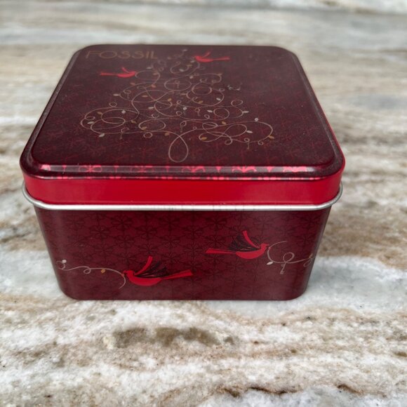 Fossil 2007 Holiday-Themed Red Metal Tin Box With Cardinal & Tree Design - Picture 2 of 5